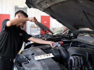 Autoankauf für Unfallwagen & Motorschäden – Schnell, fair und unkompliziert verkaufen